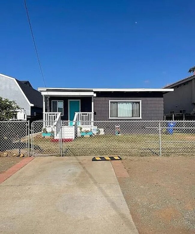 Cute House in Imperial Beach! - Cute House in Imperial Beach!