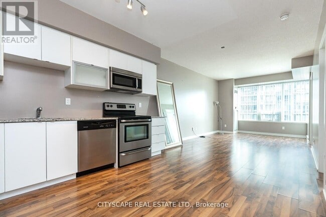 Photo - 59 E Liberty St Unit 1702