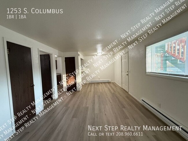 Photo - 1253 S. Columbus-