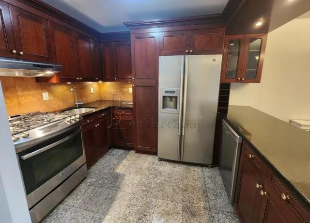 Photo - 3 bedroom in ASTORIA NY 11106 Unit 2