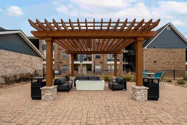 Fire Pit Lounge