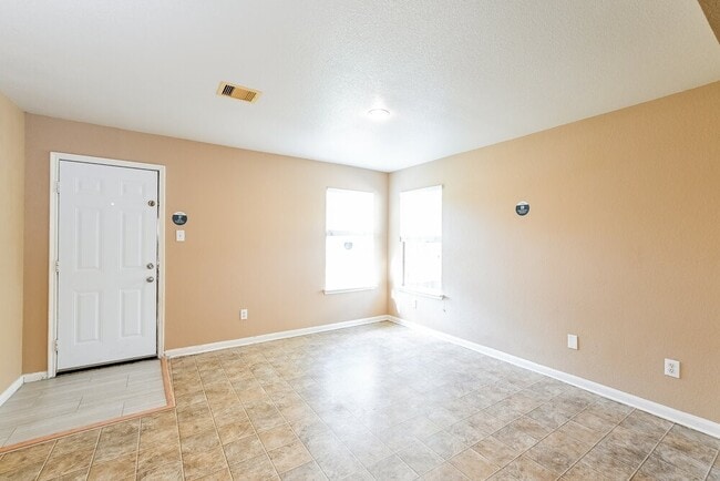 Photo - 22123 Greengate Dr