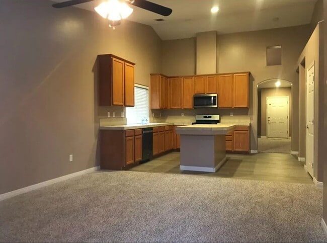 Photo - NW Beautiful Home For Rent