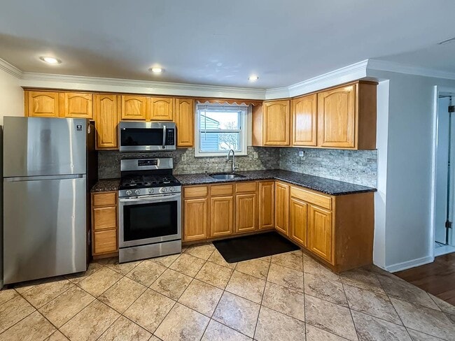 Photo - 57 Suburbia Ct Unit 2