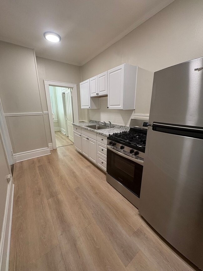 Building Photo - 16 McElwain Ave Unit 16 McElwain 1F