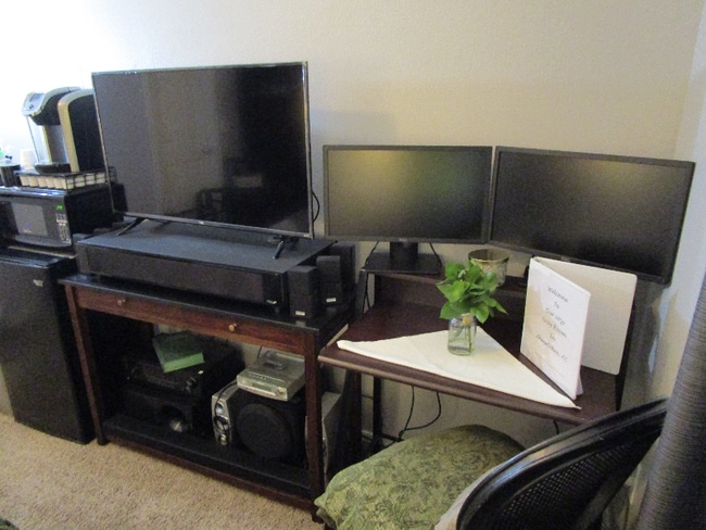 Photo - 3830 E Lakewood Pkwy W