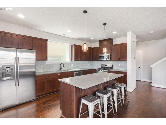 Photo - 15075 NW Rossetta St