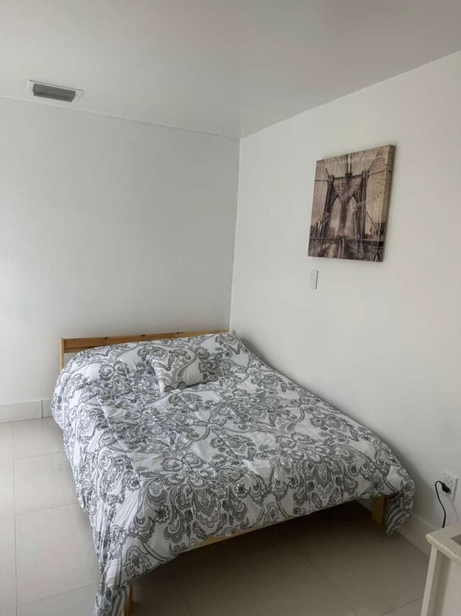 Photo - 6242 SW 24th St