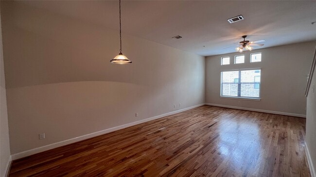 Photo - 2710 Hullsmith Dr
