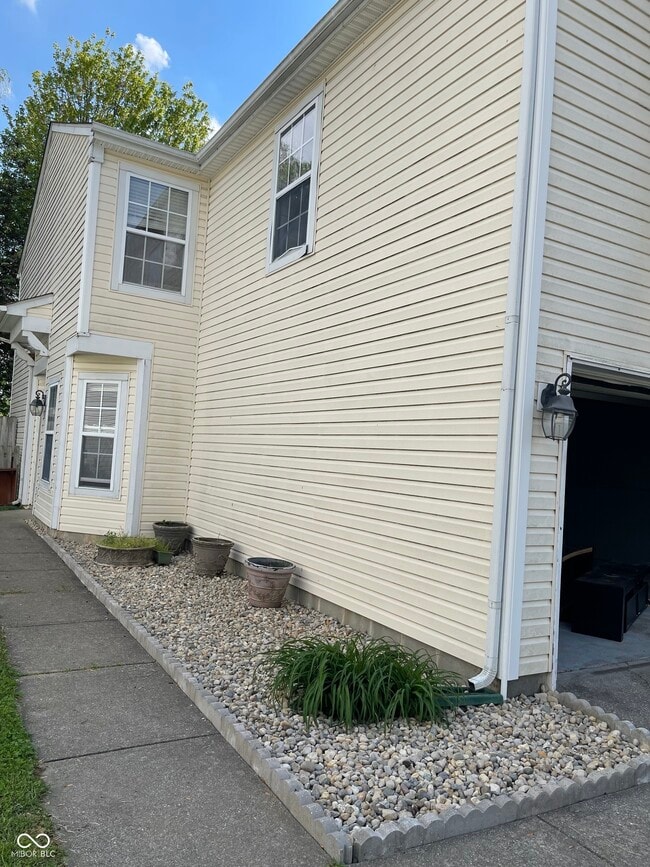 Photo - 1318 Crescent Dr