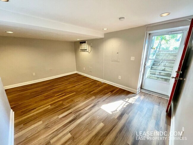 Photo - 2404 10th St NE Unit #B
