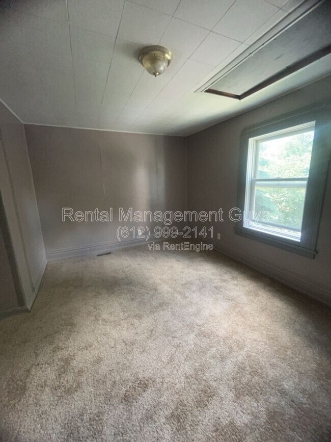 Photo - 2205 10th Ave S