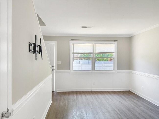 Photo - 1432 Ardmore Dr