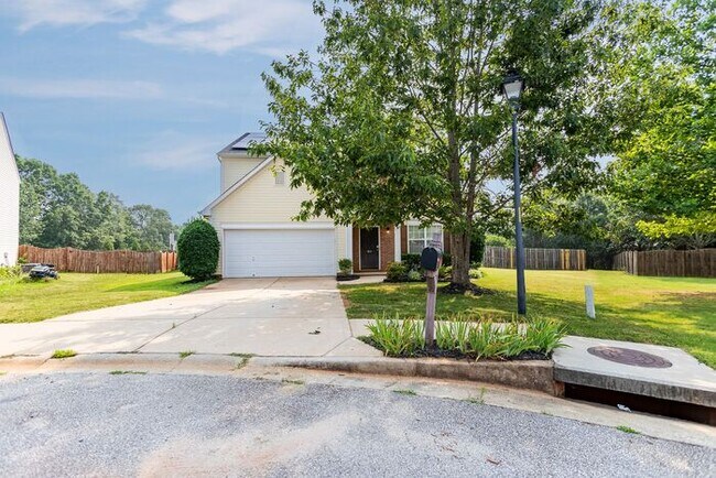 Great 5 Bedroom 3 Bathroom Home in Greenvi... - Great 5 Bedroom 3 Bathroom Home in Greenvi...