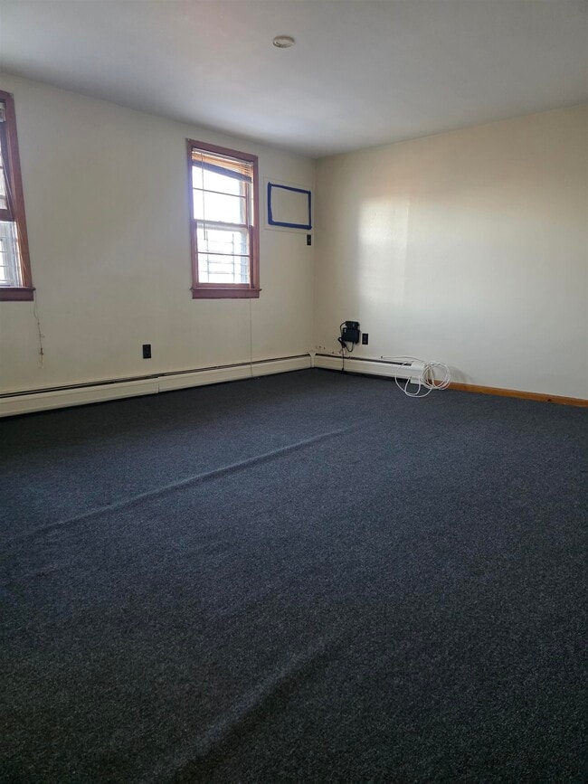 Photo - 229 Griffith St