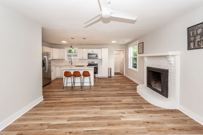 Photo - 3 Bedroom, 1 Bathroom Home in Willowbrook - Goose Creek