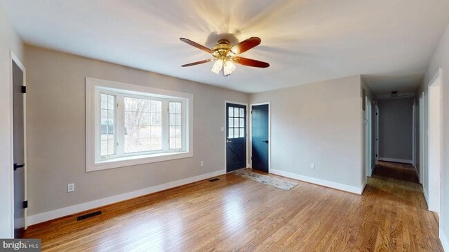 Photo - 11813 Cornwell Dr