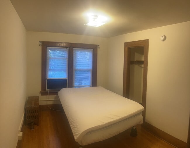 Photo - 623 S Allen St
