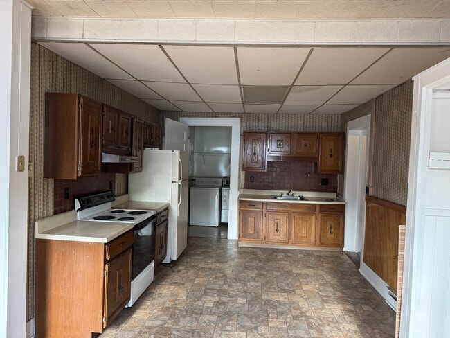 Photo - 501 Main St Unit 1