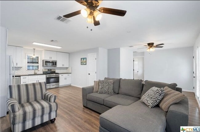 Photo - Charming 2BR House in Taylor