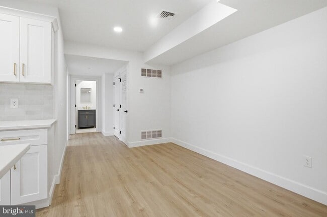 Photo - 100 W Front St Unit 1B