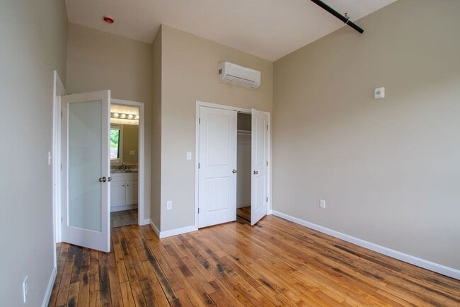 639 Main St Unit 202