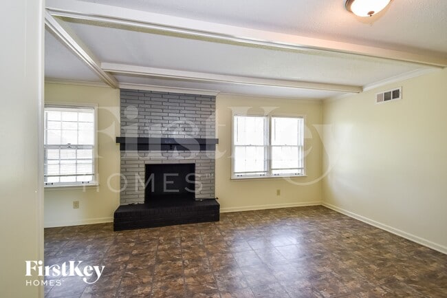 Photo - 2905 Kenneth St