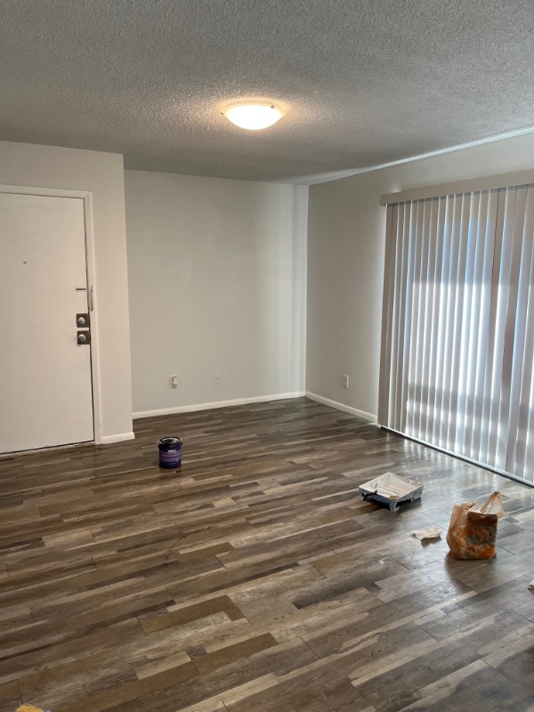 Building Photo - 7417 Daniel Webster Dr Unit D