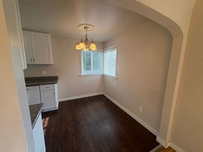 Photo - Peaceful Small-Town Getaway!