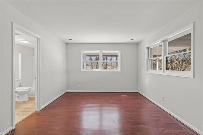 Photo - Room in House on Merry Oaks Trail