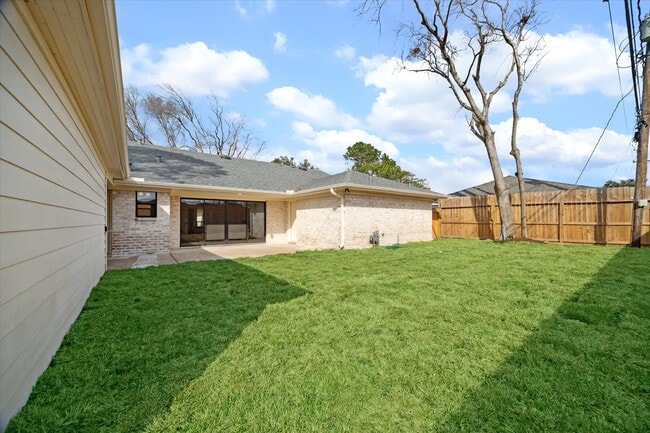 Photo - 7715 Twin Hills Dr