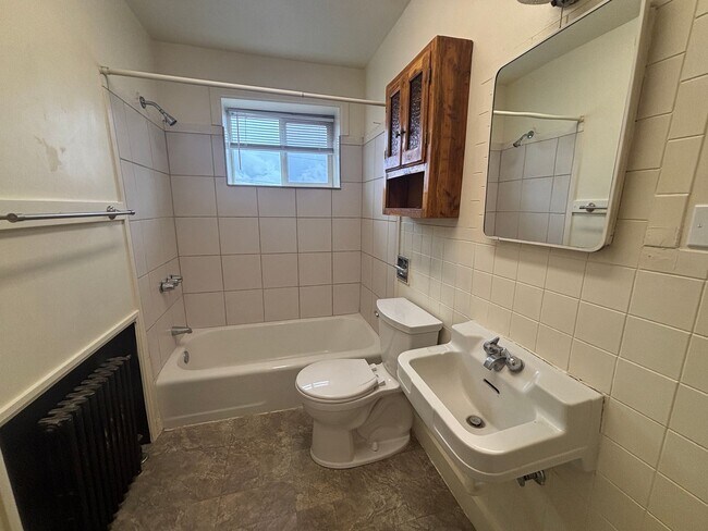 Photo - 444 N Main St Unit 444 N Main # 3