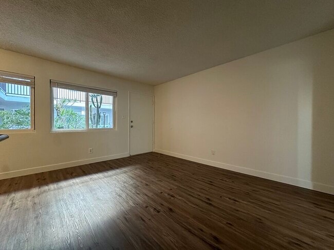 Photo - 21 Thornton Ave Unit 6