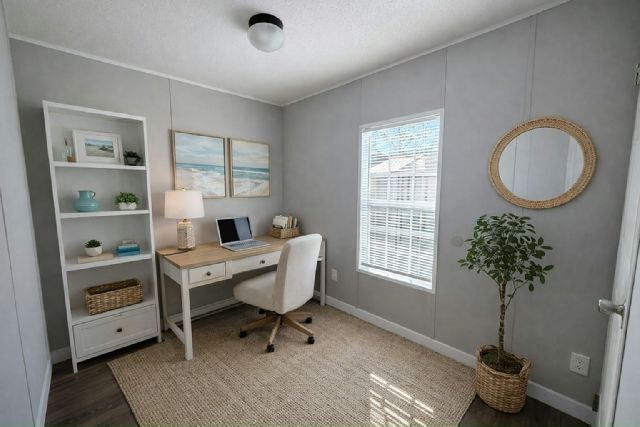 Photo - 1866 Windy Ave