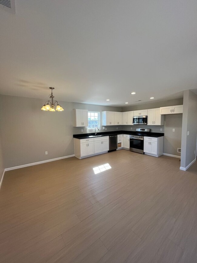 Photo - 498 State Rd S-42-2289