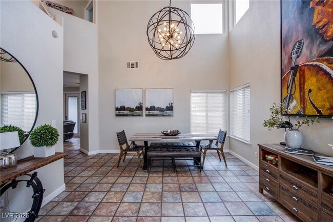 Photo - 262 Prairie Rose St