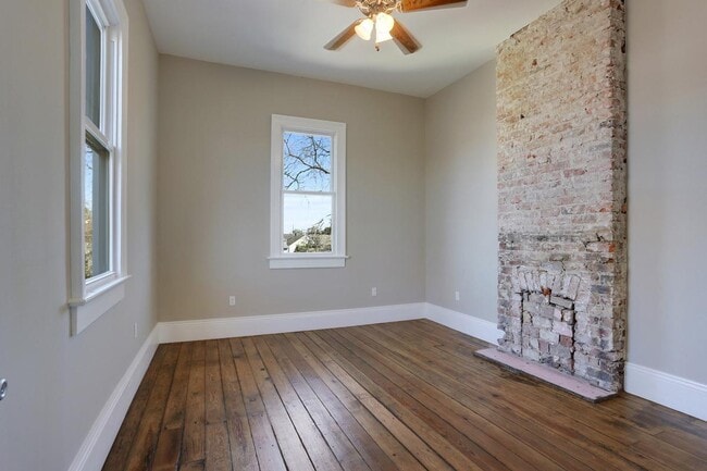 Photo - St Phillip Unit 2733