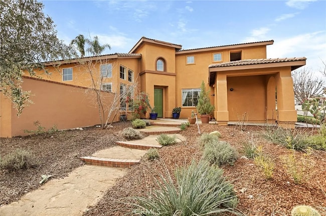 26555 Poppy Ct