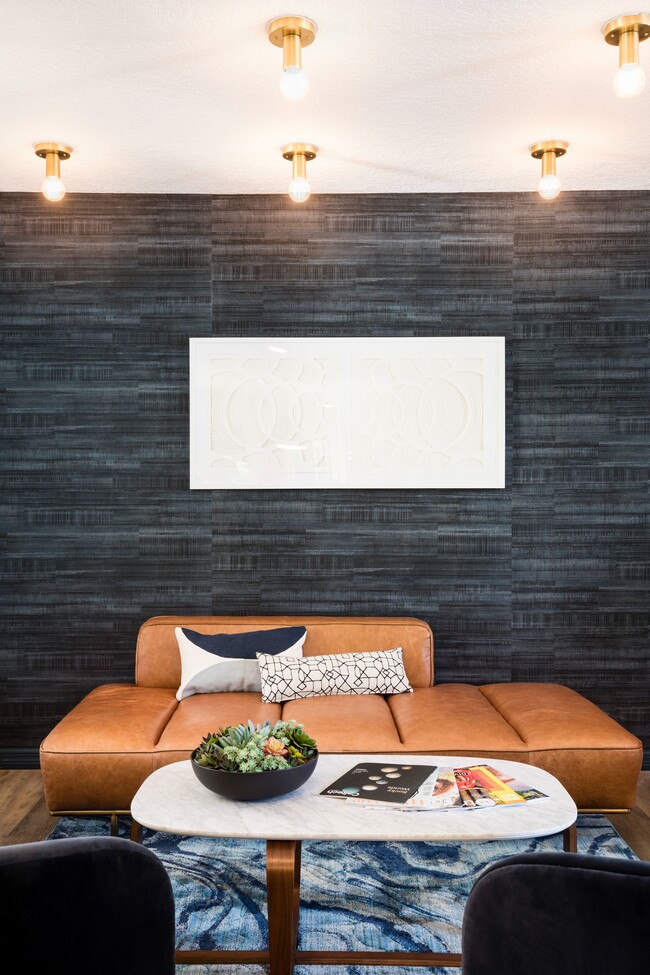Leasing Center-1