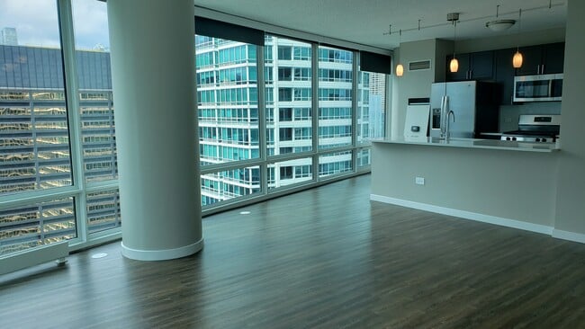 Photo - 535 N McClurg Ct Unit 2