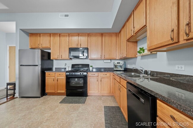 Photo - 77 N Wolf Rd Unit 601