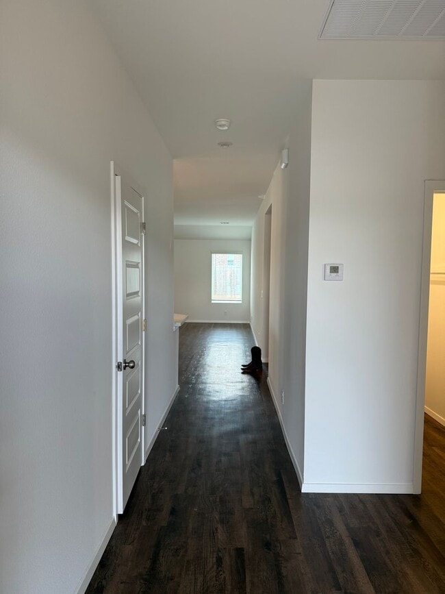 Photo - Welcome to your beautiful new 3 bed 2 bath in Coweta!