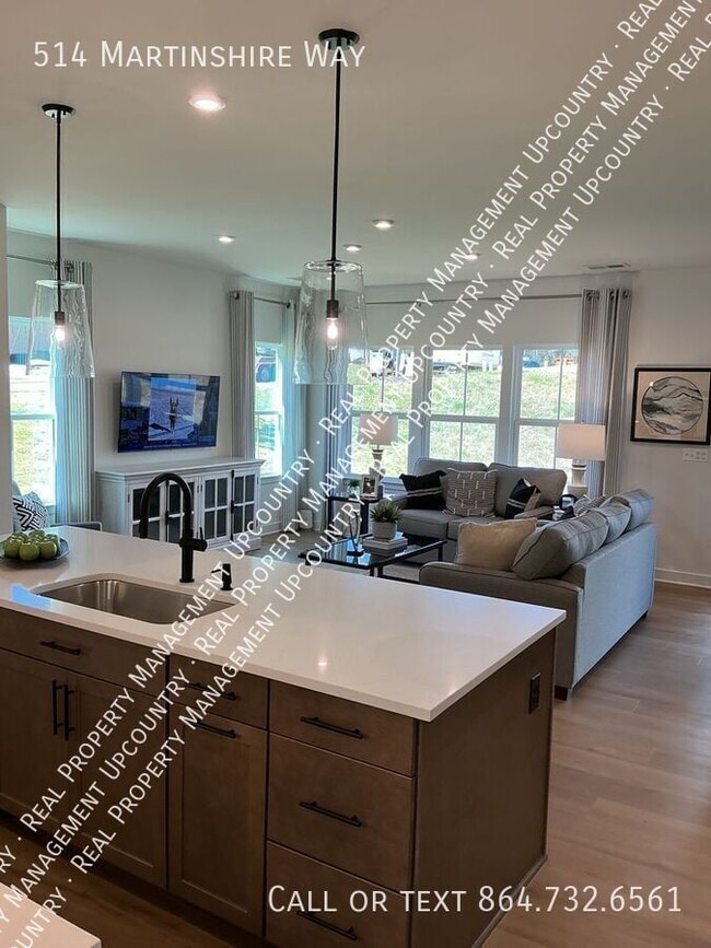 Photo - 514 Martinshire Way