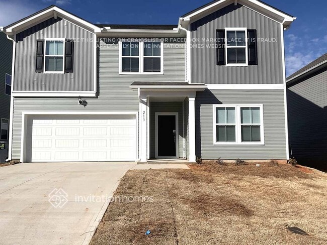 Building Photo - 213 White Flds Ave