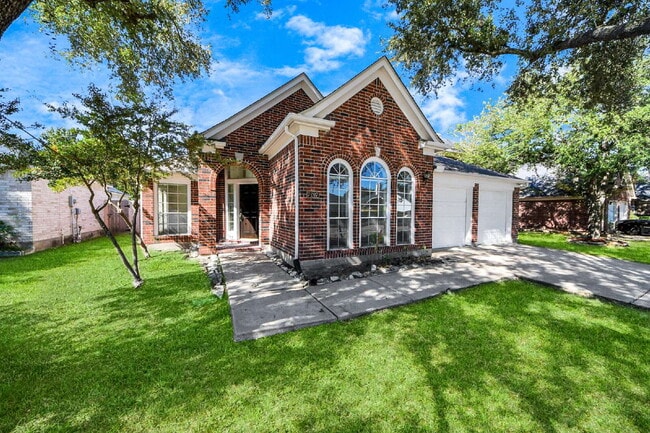 Photo - Charming One Story Home!