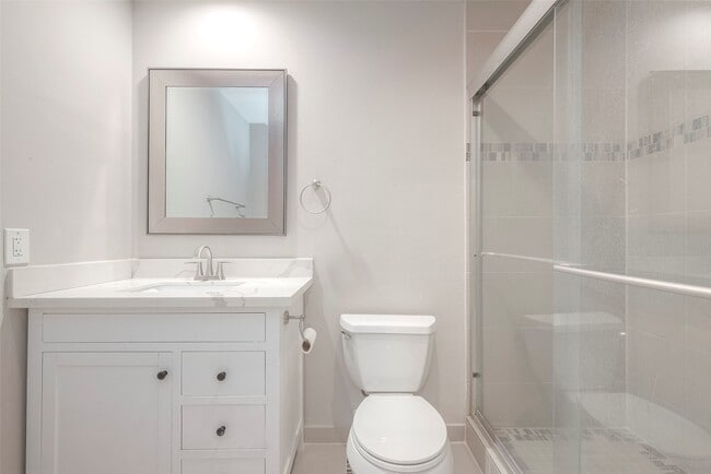 Photo - 1103 Dulles Ave Unidad 1202