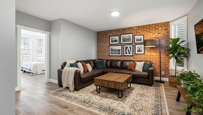 Building Photo - 97 Reservoir Ave