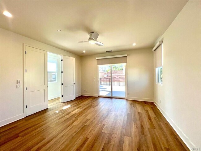 Photo - 323 Flint Ave