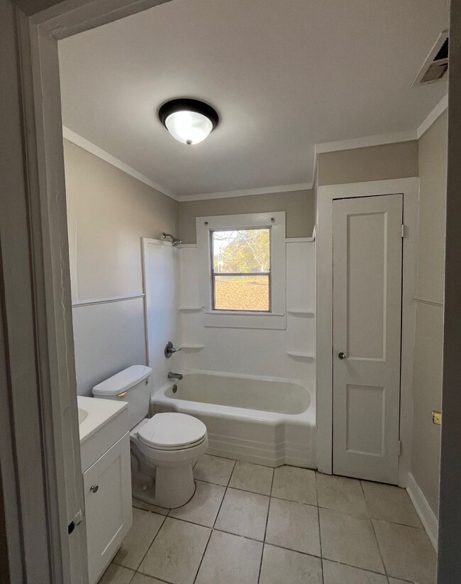 Photo - 1129 Tidmore Bend Rd