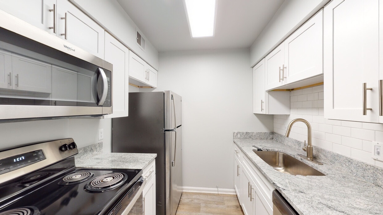 Photo - Greenbriar Apartments